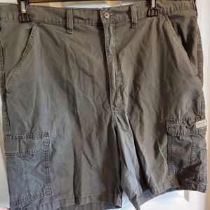 Men's cargo shorts